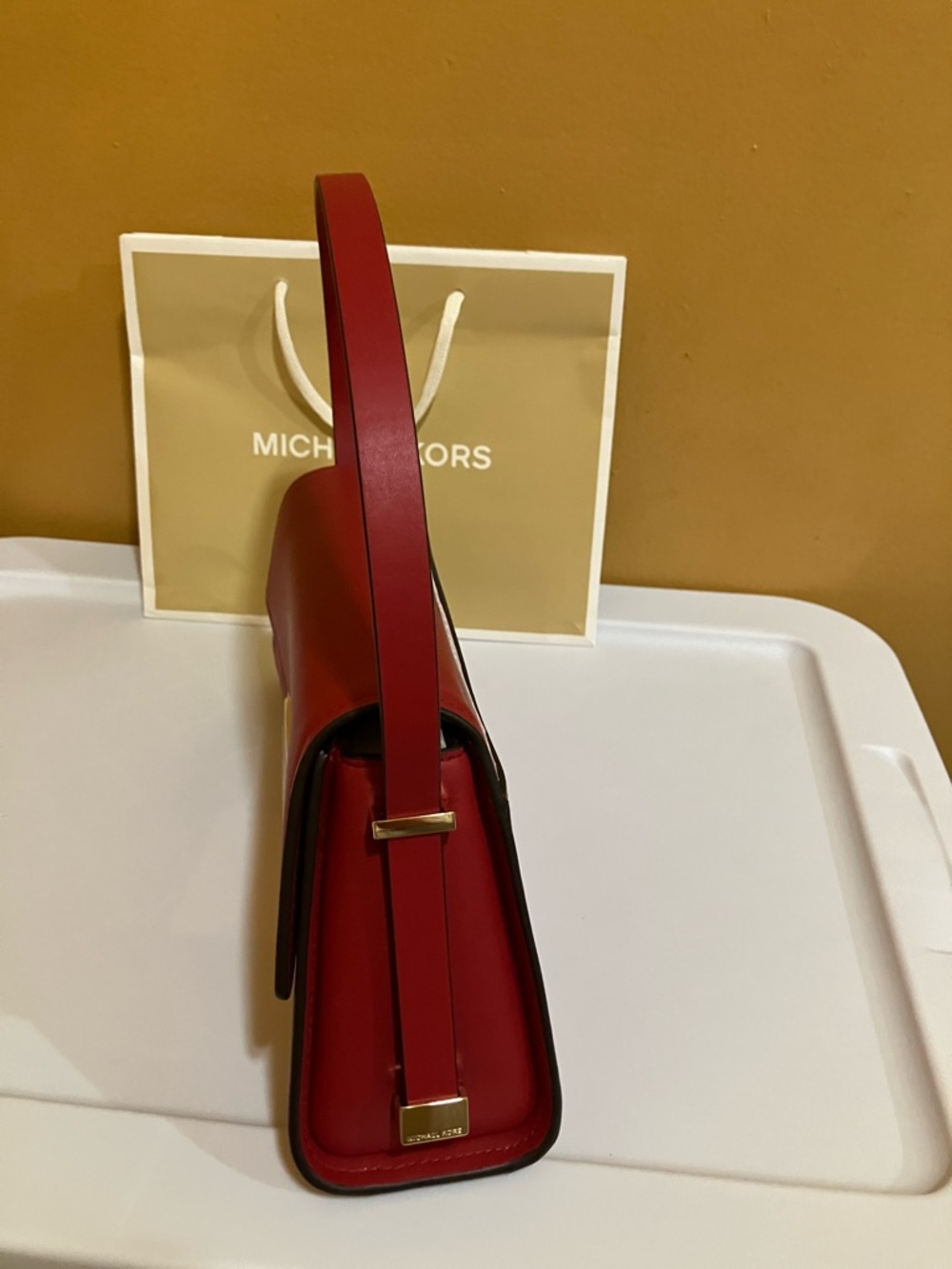 Michael Kors Ludlow MD Conv Shldr Crimson leather bag - Picture 3 of 12